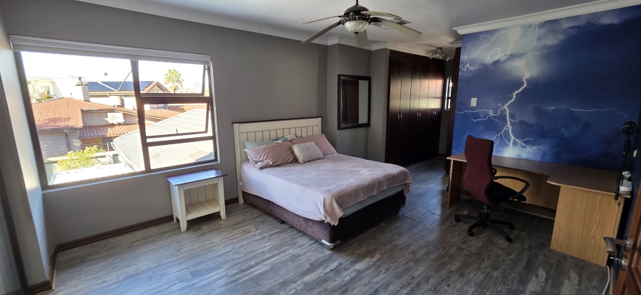 4 Bedroom Property for Sale in Roylglen Gardens Northern Cape